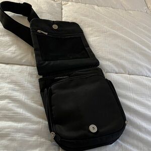 Travelon Black Travel Bag